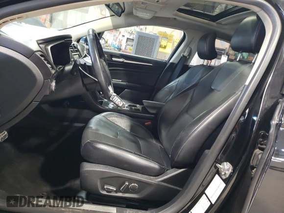 2018 Ford Fusion Titanium с VIN 3FA6P0D9XJR241506, выставлен на аукционе Copart как лот 60736525 с пробегом 109 548 миль миль и Списание • Salvage title. История ставок и продаж доступна на DreamBid. Изображение 7.
