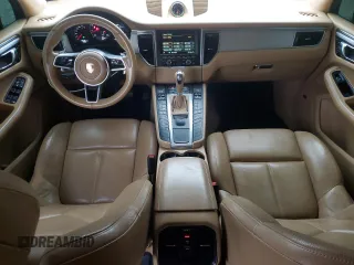 2016 Porsche Macan Turbo z VIN WP1AF2A58GLB93739, wystawiony jako Copart lot #47808135 z przebiegiem 130 701 mil mil oraz Szkoda całkowita • Salvage title. Historia ofert i sprzedaży dostępna na DreamBid. Obrazek 8.