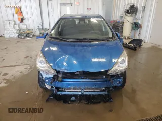 2017 Toyota Prius One with VIN JTDKDTB3XH1590946, listed as a Copart auction lot 55659035 with 93,192 mi miles and Salvage title. Bid and sale history available at DreamBid. Image 5.
