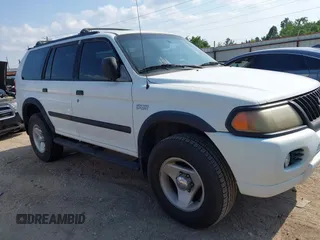 2000 Mitsubishi Montero LS z VIN JA4LS31H5YP804045, wystawiony jako IAAI lot #42415428 z przebiegiem 185 956 mil mil oraz . Historia ofert i sprzedaży dostępna na DreamBid. Obrazek 1.