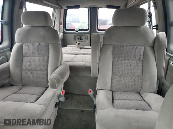 2005 Chevrolet Express Cargo Van YF7 Upfitter with VIN 1GBFG15T251269153, listed as a Copart auction lot 65033594 with 260,886 mi miles and Clean Title. Bid and sale history available at carsss.com. Image 10.