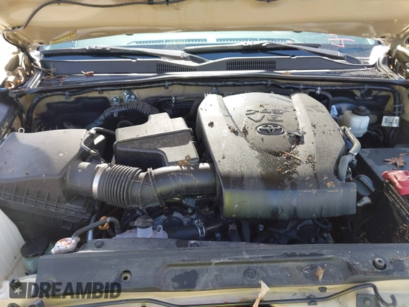 2020 Toyota Tacoma SR5 z VIN 3TMCZ5AN1LM300447, wystawiony jako IAAI lot #41961434 z przebiegiem 42 090 mil mil oraz . Historia ofert i sprzedaży dostępna na DreamBid. Obrazek 10.