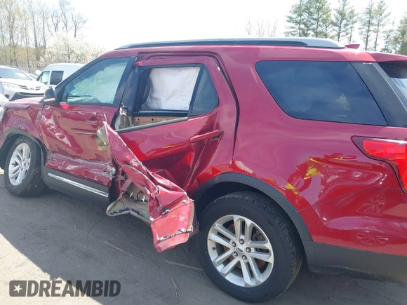 2016 Ford Explorer XLT with VIN 1FM5K7D85GGC85722, listed as a IAAI auction lot 42087848 with 135,872 mi miles and . Bid and sale history available at carsss.com. Image 17.