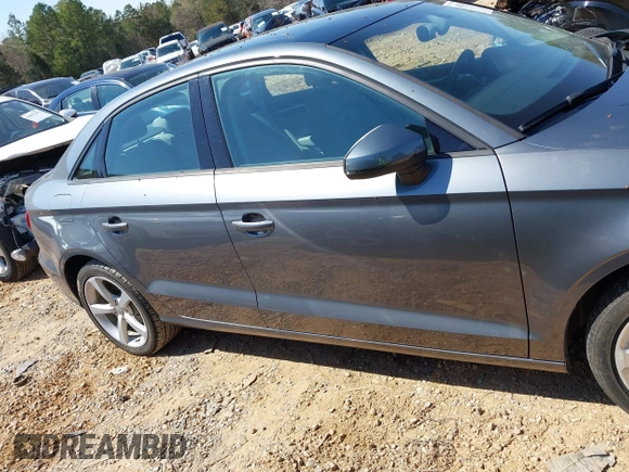 2015 Audi A3 Premium z VIN WAUACGFF2F1018600, wystawiony jako IAAI lot #41876887 z przebiegiem 99 006 mil mil oraz . Historia ofert i sprzedaży dostępna na DreamBid. Obrazek 13.