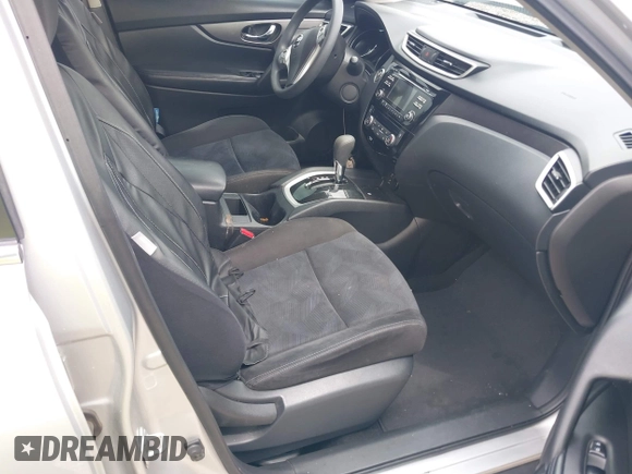 2015 Nissan Rogue SV z VIN KNMAT2MV9FP540198, wystawiony jako IAAI lot #42169106 z przebiegiem 153 444 mil mil oraz . Historia ofert i sprzedaży dostępna na DreamBid. Obrazek 5.