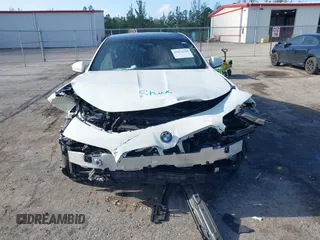 2024 BMW 7 Series 740i с VIN WBA23EH00RCP27147, выставлен на аукционе IAAI как лот 41932339 с пробегом 16 740 миль миль и . История ставок и продаж доступна на DreamBid. Изображение 12.