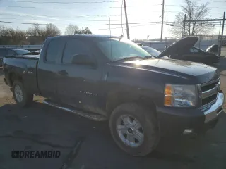 2010 Chevrolet Silverado 1500 LT with VIN 1GCSKSE32AZ287985, listed as a Copart auction lot 50831705 with 276,968 mi miles and Clean Title. Bid and sale history available at carsss.com. Image 4.