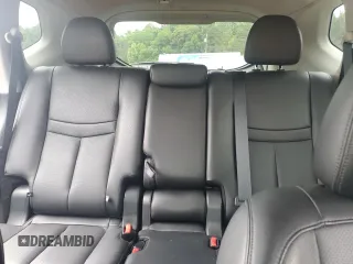 2018 Nissan Rogue SV z VIN 5N1AT2MV8JC852721, wystawiony jako Copart lot #58755385 z przebiegiem 69 454 mil mil oraz Szkoda całkowita • Salvage title. Historia ofert i sprzedaży dostępna na DreamBid. Obrazek 10.