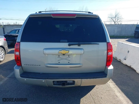 2013 Chevrolet Suburban LTZ with VIN 1GNSKKE71DR163673, listed as a IAAI auction lot 41528501 with NaN miles. Bid and sale history available at carsss.com. Image 16.