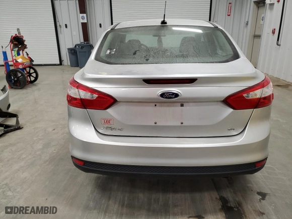 2014 Ford Focus SE with VIN 1FADP3F2XEL250686, listed as a Copart auction lot 87031844 with 97,646 mi miles and Salvage Title. Bid and sale history available at carsss.com. Image 6.