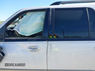 2011 Ford Expedition XLT с VIN 1FMJU1H58BEF02139, выставлен на аукционе IAAI как лот 42065356 с пробегом 144 103 миль миль и . История ставок и продаж доступна на DreamBid. Изображение 21.