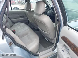 2005 Mercury Grand Marquis LS Premium with VIN 2MEFM75W75X664470, listed as a IAAI auction lot 41960637 with 191,600 mi miles. Bid and sale history available at carsss.com. Image 8.