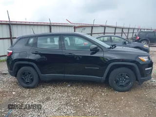 2019 Jeep Compass Sport с VIN 3C4NJCAB0KT624004, выставлен на аукционе IAAI как лот 42478659 с пробегом 76 289 миль миль и . История ставок и продаж доступна на DreamBid. Изображение 13.