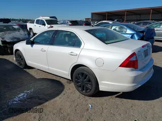 2011 Ford Fusion SE with VIN 3FAHP0HA6BR331508, listed as a IAAI auction lot 41892133 with 334,171 mi miles. Bid and sale history available at carsss.com. Image 3.