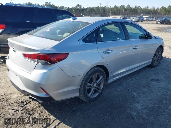 2018 Hyundai Sonata SEL with VIN 5NPE34AFXJH637053, listed as a IAAI auction lot 41723294 with 47,574 mi miles and . Bid and sale history available at carsss.com. Image 4.
