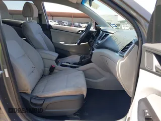2018 Hyundai Tucson SEL with VIN KM8J33A41JU692662, listed as a IAAI auction lot 41981241 with 134,868 mi miles. Bid and sale history available at carsss.com. Image 5.