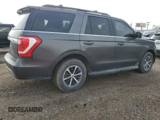 2018 Ford Expedition XLT z VIN 1FMJU1HT4JEA13346, wystawiony jako Copart lot #51070495 z przebiegiem 100 130 mil mil oraz Szkoda całkowita • Salvage title. Historia ofert i sprzedaży dostępna na DreamBid. Obrazek 3.