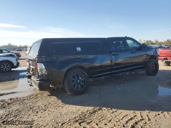 2022 Ram 2500 Tradesman with VIN 3C6UR5HJ9NG423994, listed as a Copart auction lot 82909224 with 7,868 mi miles and Salvage Title. Bid and sale history available at carsss.com. Image 3.