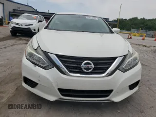 2017 Nissan Altima SR z VIN 1N4AL3AP9HC161536, wystawiony jako Copart lot #59923375 z przebiegiem 168 578 mil mil oraz Szkoda całkowita • Salvage title. Historia ofert i sprzedaży dostępna na DreamBid. Obrazek 5.