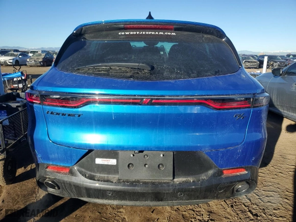 2024 Dodge Hornet R/T with VIN ZACPDFCW7R3A18144, listed as a Copart auction lot 43587945 with 1,120 mi miles and Salvage Title. Bid and sale history available at carsss.com. Image 6.