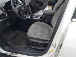 2018 Chevrolet Equinox LT with VIN 2GNAXJEV5J6118538, listed as a IAAI auction lot 40494856 with 1 mi miles. Bid and sale history available at carsss.com. Image 6.