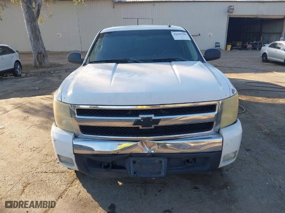 2007 Chevrolet Silverado 1500 LT w/2LT with VIN 2GCEK13M071538118, listed as a IAAI auction lot 41626789 with NaN miles. Bid and sale history available at carsss.com. Image 12.