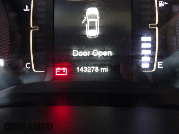 2016 Jeep Cherokee Latitude with VIN 1C4PJLCS8GW363504, listed as a IAAI auction lot 41543553 with 143,278 mi miles. Bid and sale history available at carsss.com. Image 7.