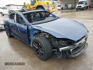 2021 Tesla Model S Plaid with VIN 5YJSA1E60MF440042, listed as a IAAI auction lot 41563347 with 40,981 mi miles. Bid and sale history available at carsss.com. Image 1.