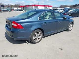 2009 Volvo S80 I6 Turbo with VIN YV1AH992291099606, listed as a IAAI auction lot 41813240 with 128,480 mi miles. Bid and sale history available at carsss.com. Image 4.