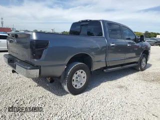 2018 Nissan Titan XD S with VIN 1N6BA1F31JN520349, listed as a Copart auction lot 41378955 with 154,297 mi miles and Clean Title. Bid and sale history available at carsss.com. Image 3.