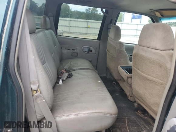 1998 Chevrolet Silverado 3500 z VIN 1GCGC33R1WF060103, wystawiony jako Copart lot #73384094 z przebiegiem 362 070 mil mil oraz Szkoda całkowita • Salvage title. Historia ofert i sprzedaży dostępna na DreamBid. Obrazek 10.