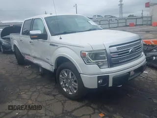 2013 Ford F-150 XL z VIN 1FTFW1ET4DFB73704, wystawiony jako IAAI lot #41961318 z przebiegiem 130 735 mil mil oraz . Historia ofert i sprzedaży dostępna na DreamBid. Obrazek 1.