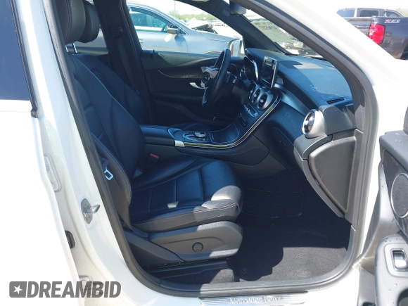 2018 Mercedes-Benz GLC 300 with VIN WDC0G4JB9JV056407, listed as a IAAI auction lot 41965217 with 77,228 mi miles and . Bid and sale history available at DreamBid. Image 5.