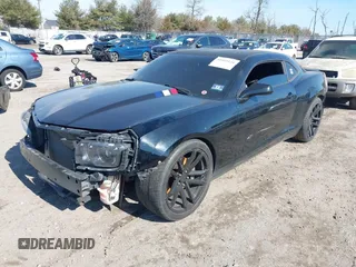 2010 Chevrolet Camaro 2SS z VIN 2G1FK1EJ9A9137692, wystawiony jako IAAI lot #41605144 z przebiegiem 169 665 mil mil oraz . Historia ofert i sprzedaży dostępna na DreamBid. Obrazek 2.