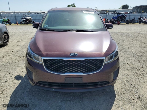 2016 Kia Sedona LX with VIN KNDMB5C15G6148410, listed as a Copart auction lot 52238175 with 158,071 mi miles and Salvage Title. Bid and sale history available at carsss.com. Image 5.