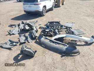 2022 Jeep Grand Cherokee with VIN 1C4RJYB63N8762798, listed as a IAAI auction lot 41723969 with 23,853 mi miles and . Bid and sale history available at DreamBid. Image 18.