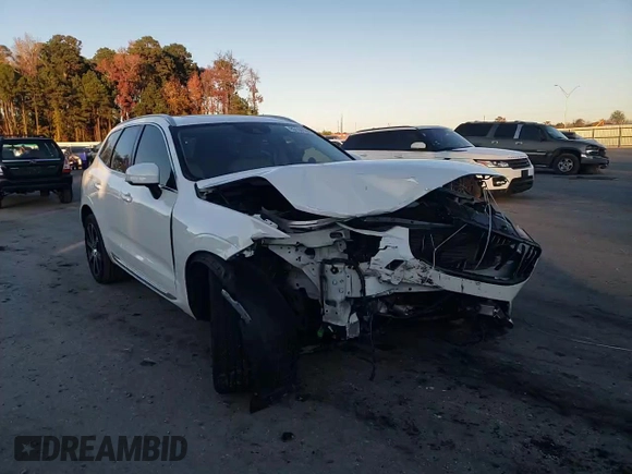 2020 Volvo XC60 Inscription with VIN YV4102DL0L1590426, listed as a Copart auction lot 83150784 with 49,154 mi miles and Salvage title. Bid and sale history available at DreamBid. Image 11.