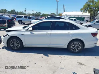 2019 Volkswagen Jetta SEL с VIN 3VWE57BU7KM102649, выставлен на аукционе IAAI как лот 42049634 с пробегом 147 492 миль миль и . История ставок и продаж доступна на DreamBid. Изображение 15.