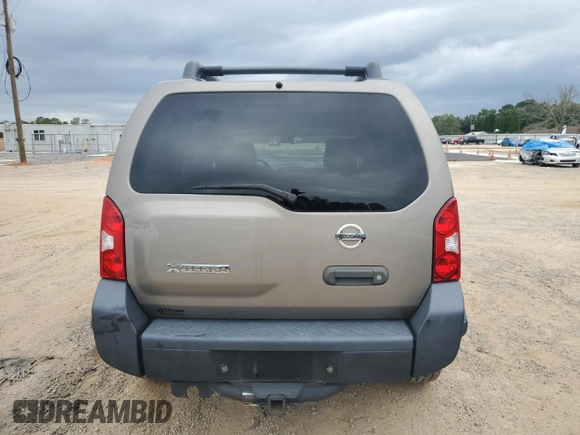 2007 Nissan Xterra SE z VIN 5N1AN08U67C532662, wystawiony jako Copart lot #82249004 z przebiegiem 151 718 mil mil oraz Szkoda całkowita • Salvage title. Historia ofert i sprzedaży dostępna na DreamBid. Obrazek 6.