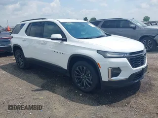 2022 Chevrolet Traverse RS z VIN 1GNERJKW9NJ189470, wystawiony jako IAAI lot #42359678 z przebiegiem 80 064 mil mil oraz . Historia ofert i sprzedaży dostępna na DreamBid. Obrazek 1.