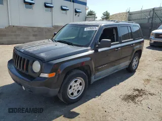 2011 Jeep Patriot Sport with VIN 1J4NT1GB0BD146317, listed as a Copart auction lot 61490035 with 191,090 mi miles and Salvage title. Bid and sale history available at DreamBid. Image 1.