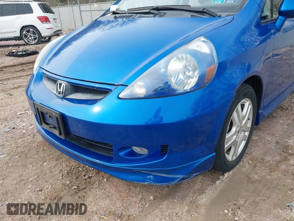 2007 Honda Fit Sport with VIN JHMGD38617S049394, listed as a IAAI auction lot 41962672 with 117,368 mi miles. Bid and sale history available at carsss.com. Image 12.
