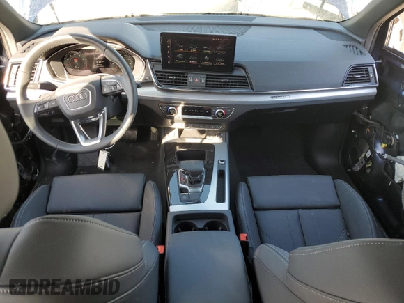 2025 Audi Q5 S line Premium z VIN WA1GAAFY3S2015351, wystawiony jako Copart lot #49959865 z przebiegiem 1249 mil mil oraz Szkody całkowita. Historia ofert i sprzedaży dostępna na DreamBid. Obrazek 8.