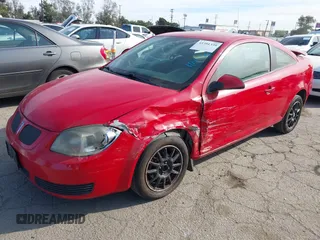 2007 Pontiac G5 with VIN 1G2AL18F177123404, listed as a IAAI auction lot 41391339 with 137,572 mi miles. Bid and sale history available at carsss.com. Image 2.