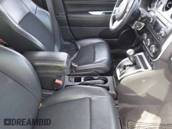 2017 Jeep Compass Latitude with VIN 1C4NJDEB6HD210255, listed as a IAAI auction lot 41643717 with 39,802 mi miles and . Bid and sale history available at DreamBid. Image 5.