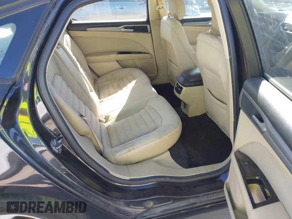 2013 Ford Fusion SE with VIN 3FA6P0H72DR137542, listed as a IAAI auction lot 41977665 with 137,635 mi miles and . Bid and sale history available at carsss.com. Image 8.