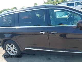 2018 Chrysler Pacifica Touring L Plus with VIN 2C4RC1EG2JR314847, listed as a IAAI auction lot 42716082 with 92,544 mi miles and . Bid and sale history available at DreamBid. Image 14.