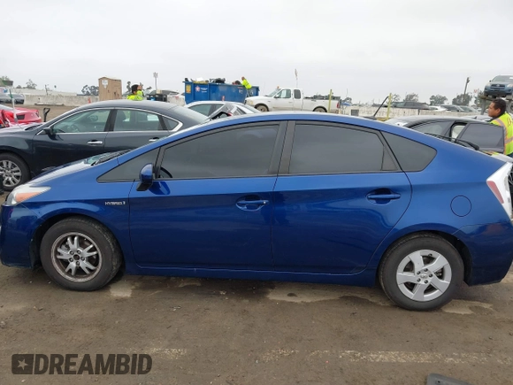 2011 Toyota Prius I with VIN JTDKN3DU5B0315694, listed as a IAAI auction lot 41891204 with 158,405 mi miles. Bid and sale history available at carsss.com. Image 14.