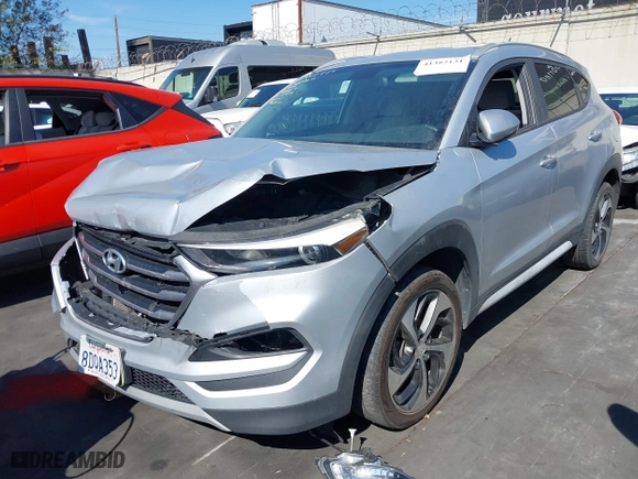 2017 Hyundai Tucson Value with VIN KM8J33A25HU468142, listed as a IAAI auction lot 41382131 with 1 mi miles. Bid and sale history available at carsss.com. Image 19.