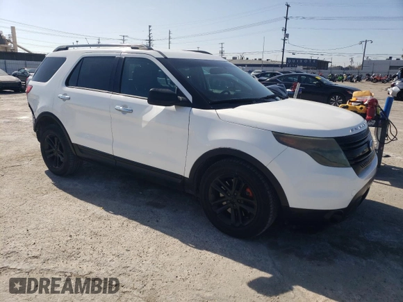 2015 Ford Utility Police Interceptor with VIN 1FM5K8AR7FGB75496, listed as a Copart auction lot 45770905 with 59,846 mi miles and Clean Title. Bid and sale history available at carsss.com. Image 4.